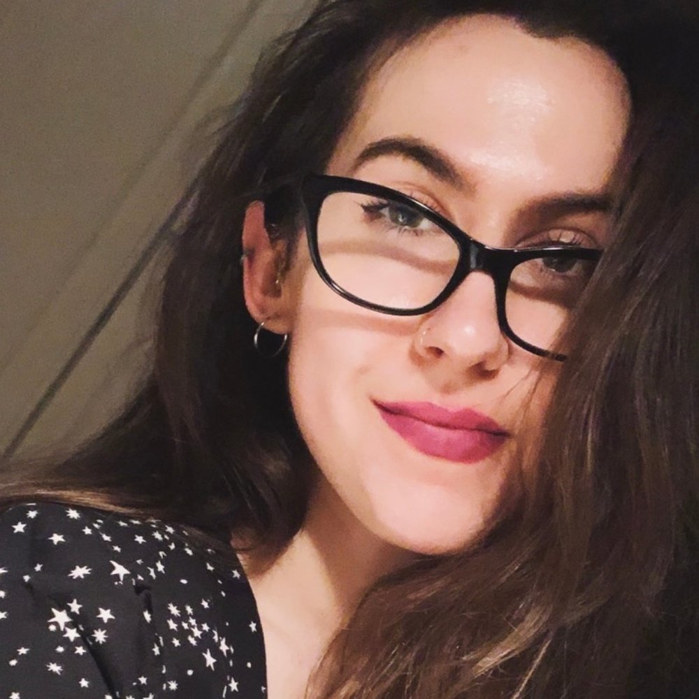 Meet your Posher, Avery